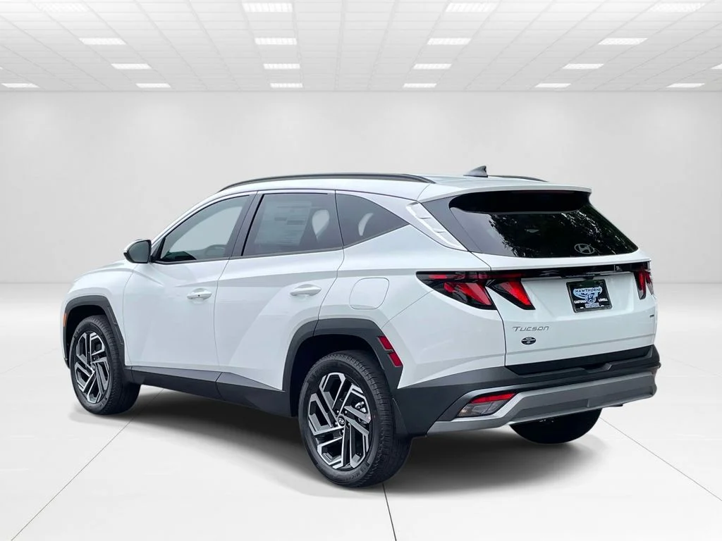 New 2026 White Hyundai SEL image 4
