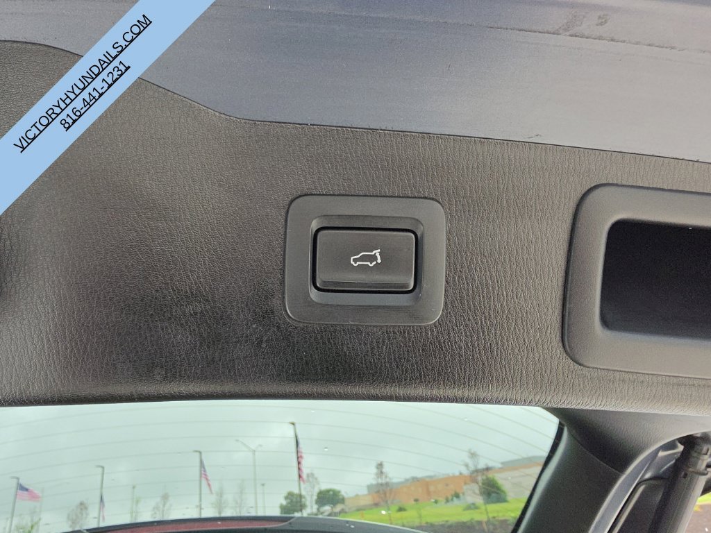 Used 2025 Gray Mazda 2.5 S Carbon Edition image 30