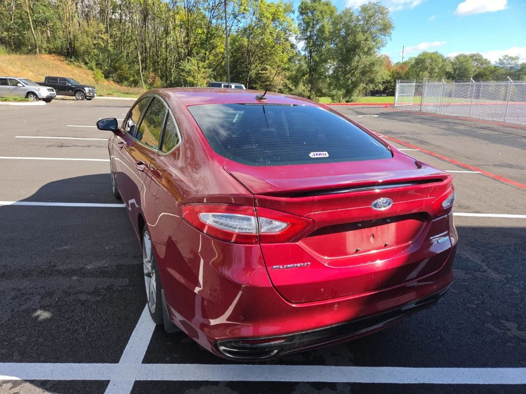 Used 2015 Red Ford Titanium image 7