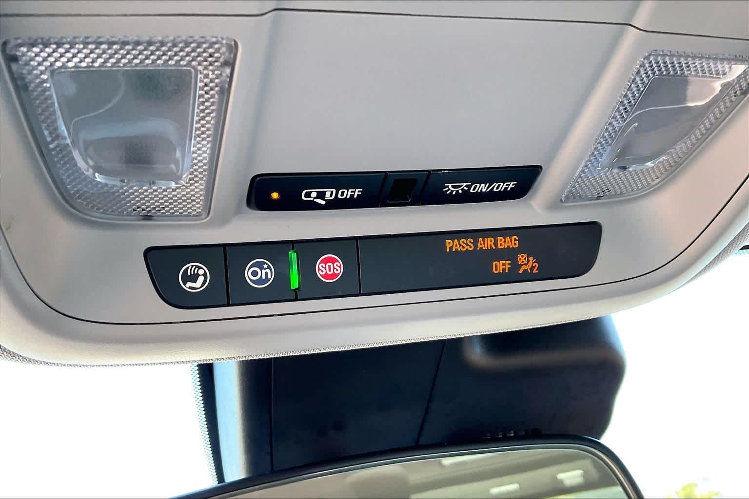 Used 2025 Night Chevrolet LT image 31