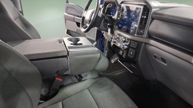 2025 Ford F-150 XLT - Photo 25