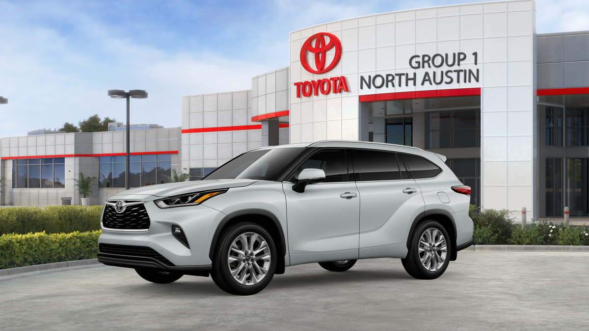 New 2026 Wind Chill Pearl Toyota Limited image 2