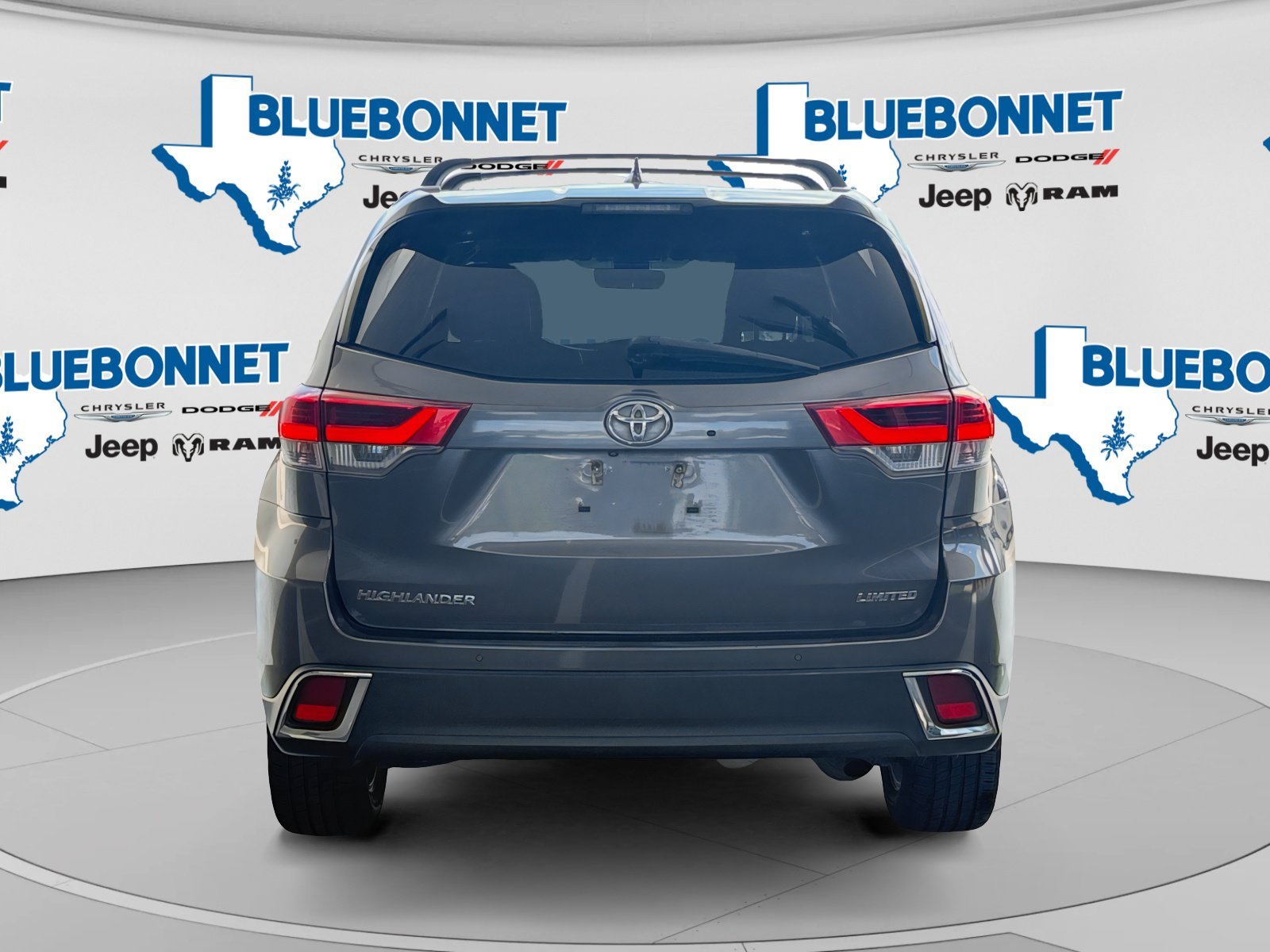 Used 2018 Gray Toyota  image 6
