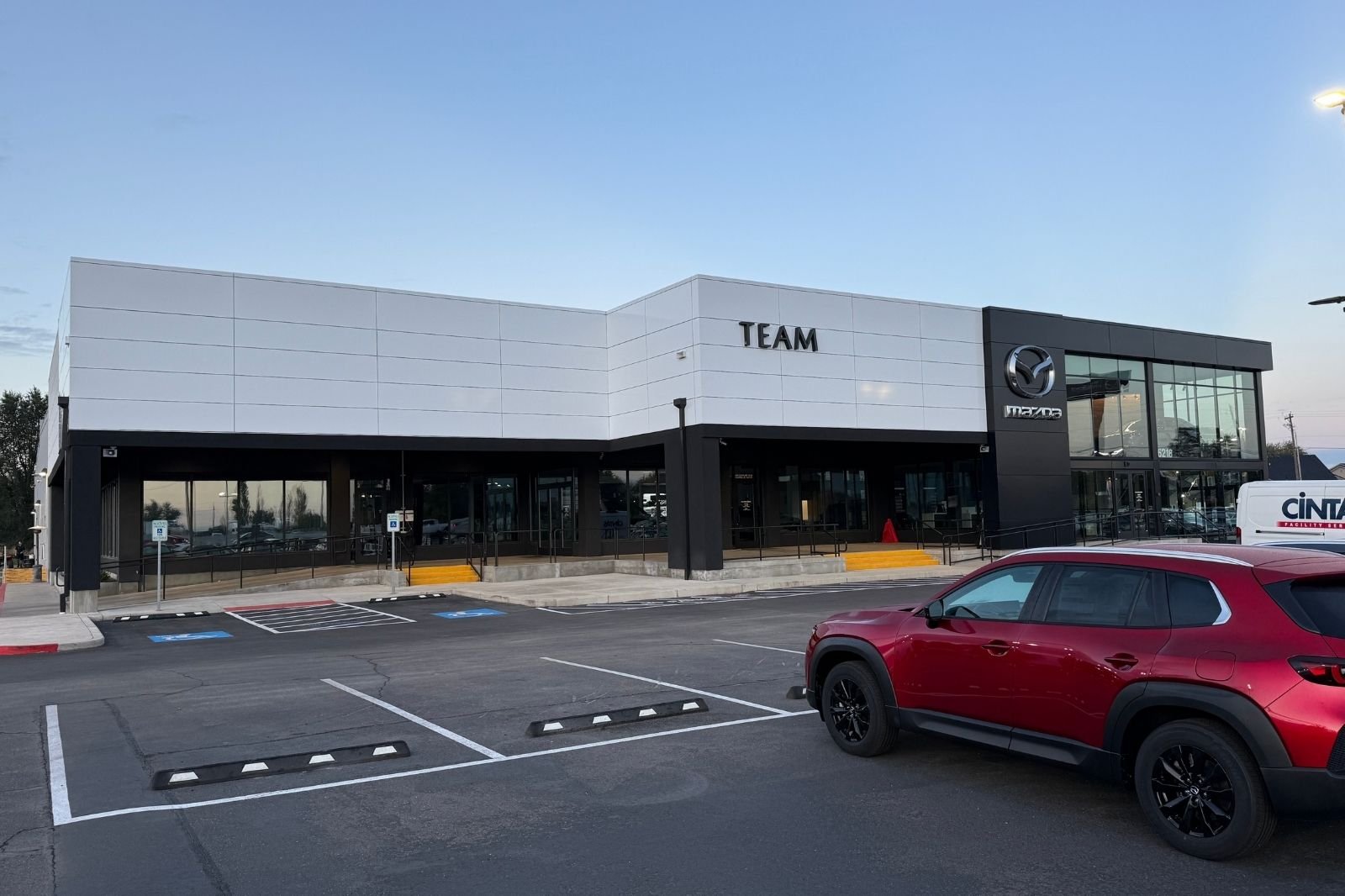 2024 Ford Edge Titanium - Photo 30