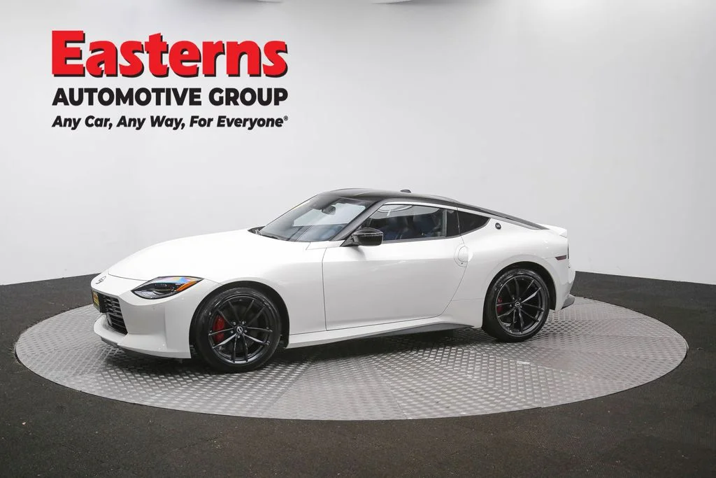 Used 2025 White Nissan Performance image 55