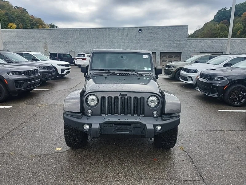 Used 2018 Gray Jeep Unlimited Sport image 2