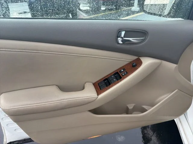 2009 Nissan Altima - Photo 22
