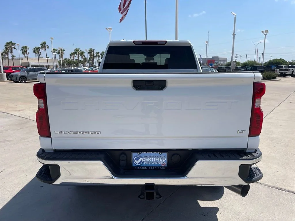 Used 2025 White Chevrolet LT image 7