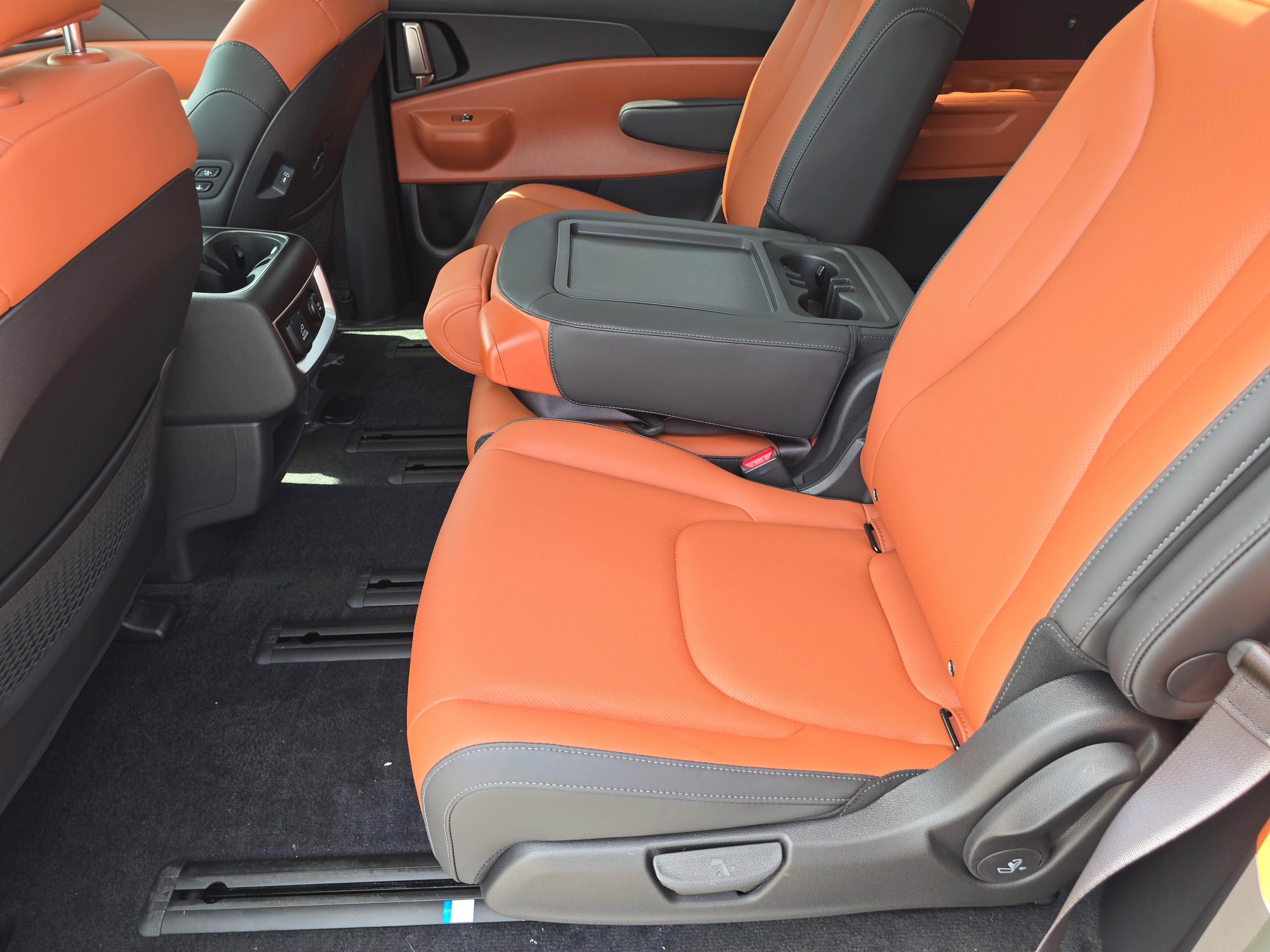 New 2026 Aurora Black Pearl Kia SX image 17