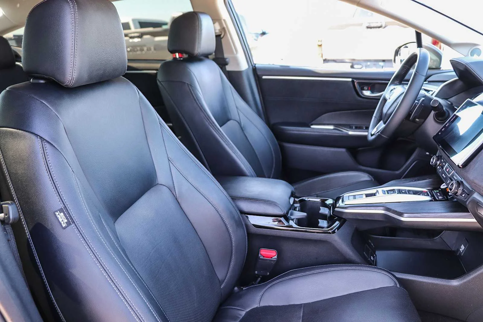 2021 Honda Clarity Touring - Photo 16
