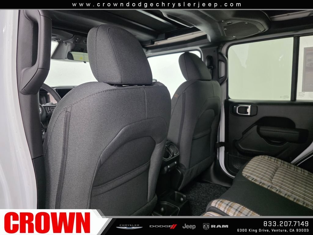 New 2026 Granite Crystal Metallic Clear-Coat Exterior Paint Jeep 85th Anniversary Edition image 22