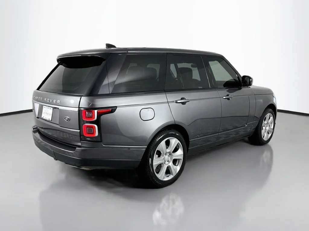 Used 2018 Gray Land Rover HSE image 9