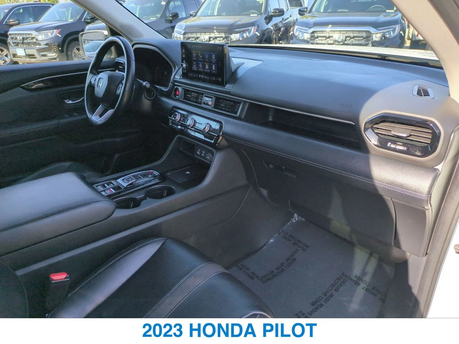 Used 2023 White Honda EX-L image 25