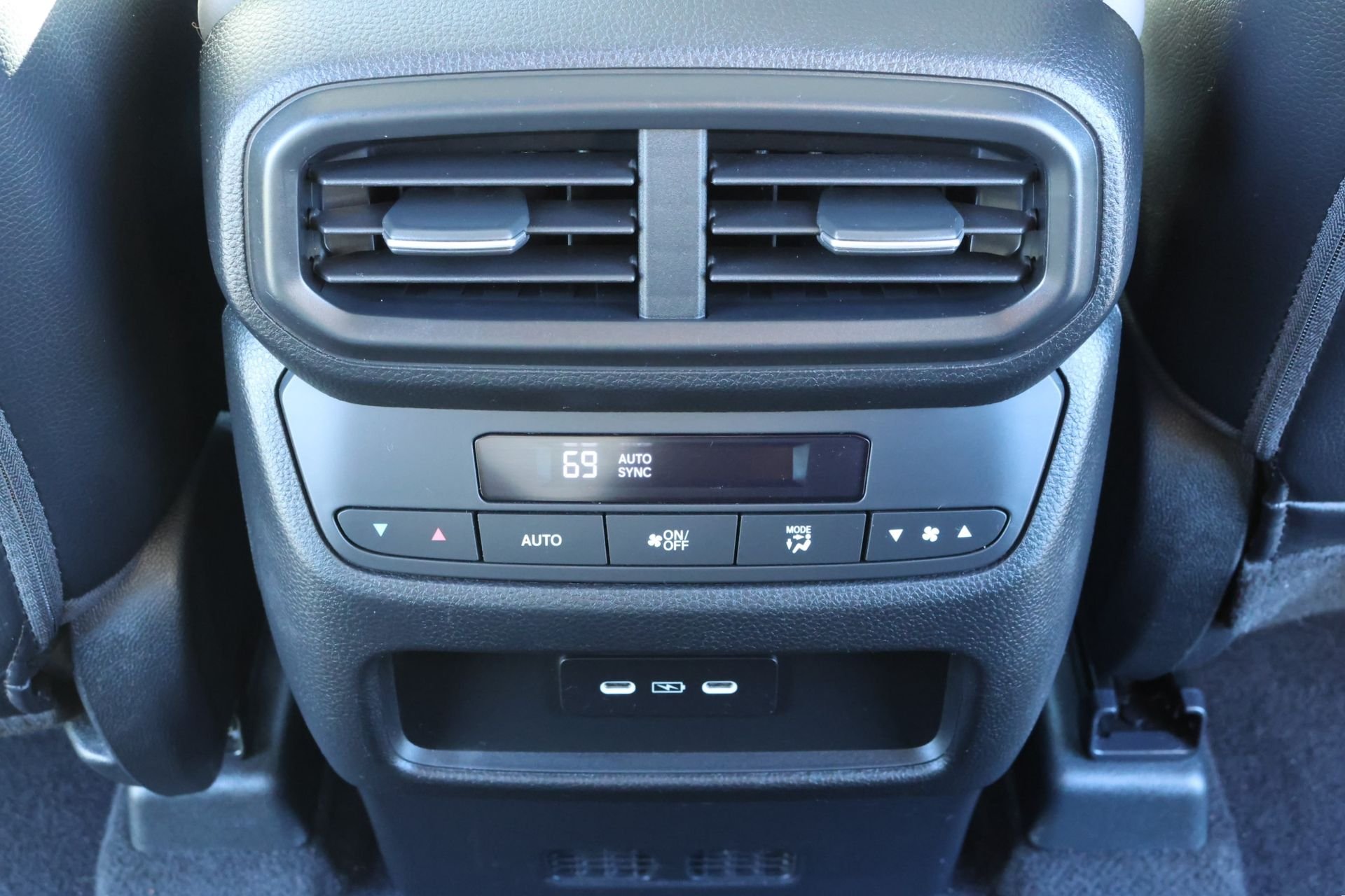 Used 2025  Honda Touring image 20