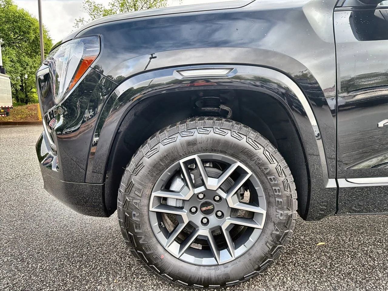 New 2026 Ebony Twilight Metallic GMC AT4 image 28