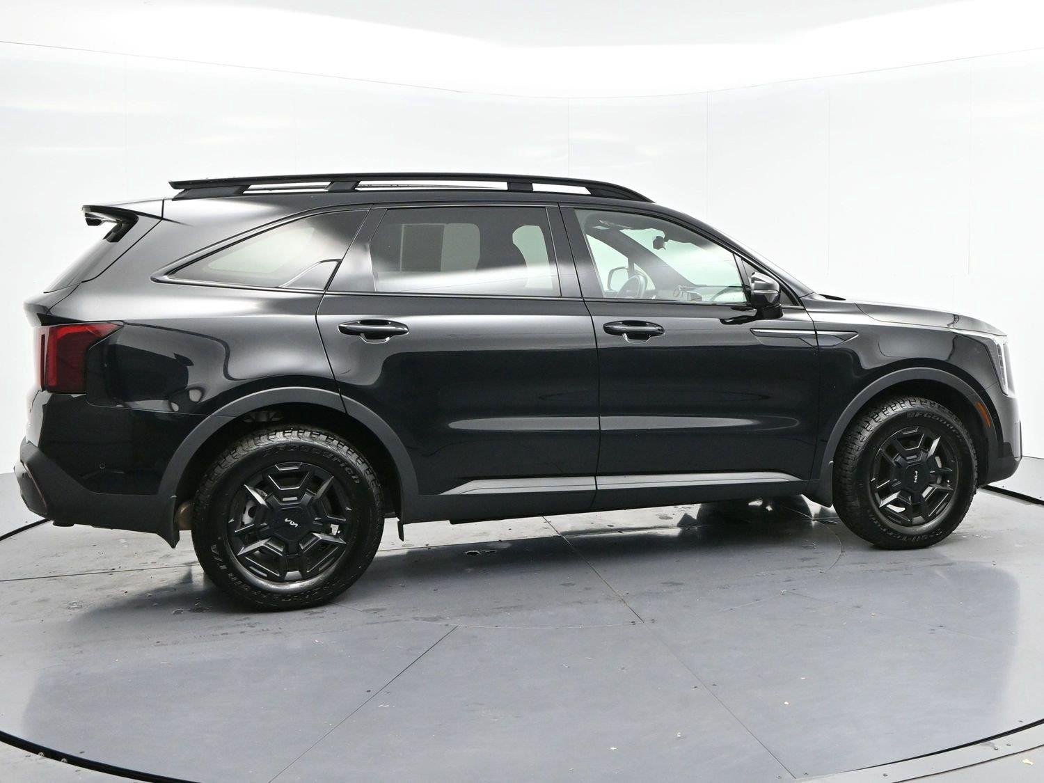 Used 2024 Ebony Black Kia X-Pro SX Prestige image 8