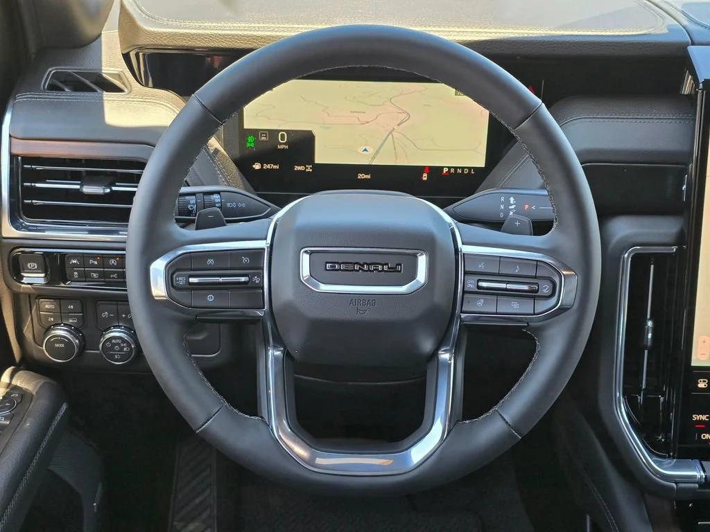 2026 GMC Yukon XL Denali - Photo 7