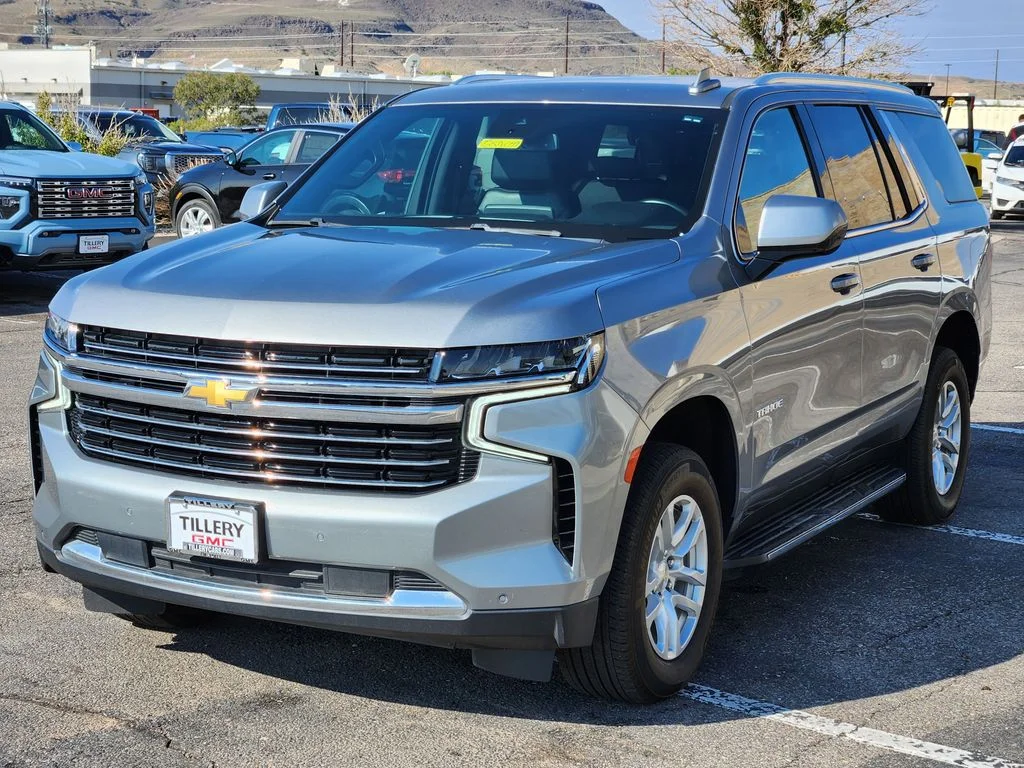 Used 2023 Sterling Gray Metallic Chevrolet LT image 4
