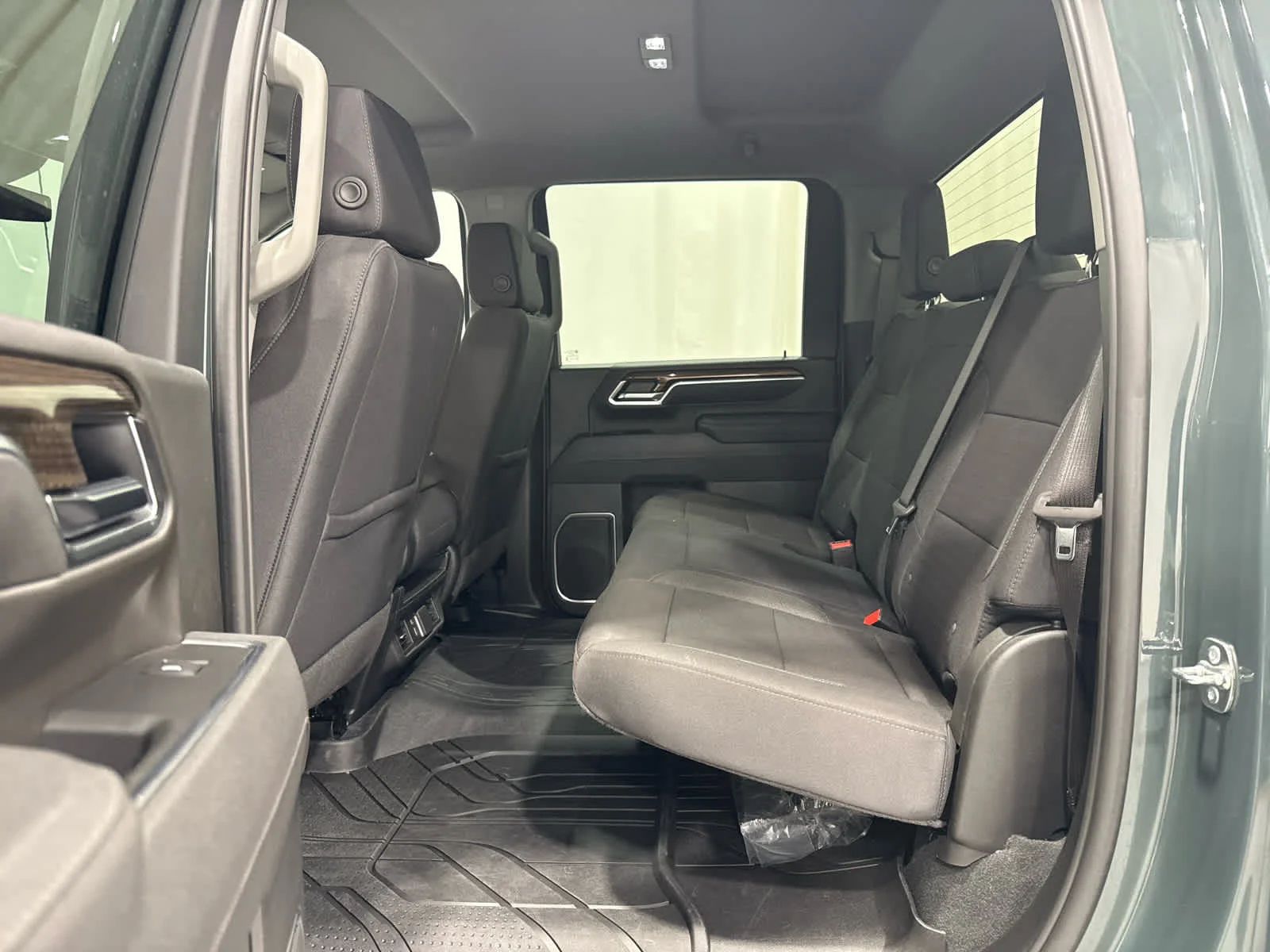 Used 2026 Cypress Gray Chevrolet LT image 12