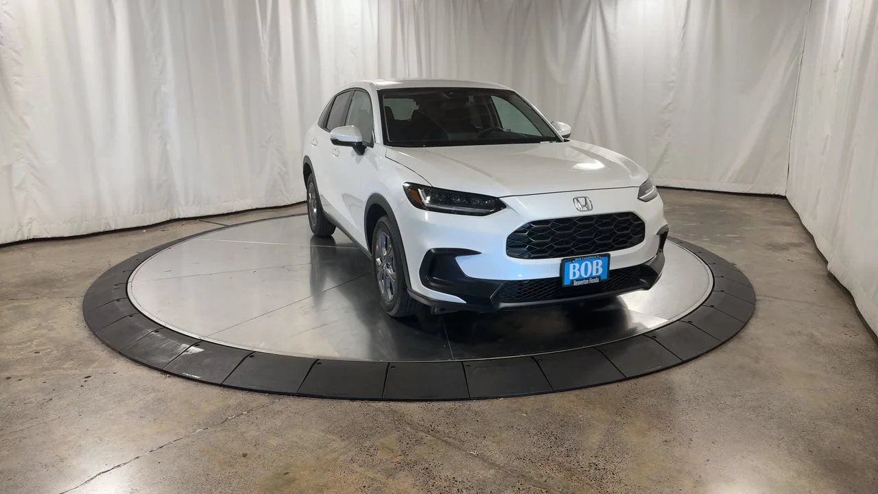 New 2027 Platinum White Pearl Honda LX image 7