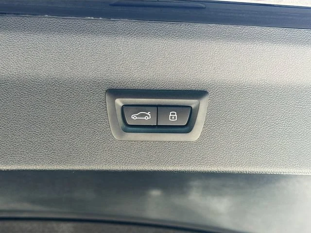 Used 2024 Black Sapphire Metallic BMW Base image 12