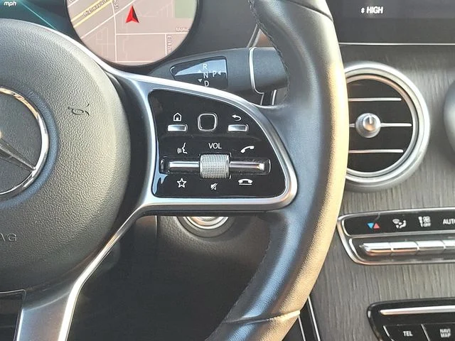 2022 Mercedes-Benz GLC GLC300 - Photo 30