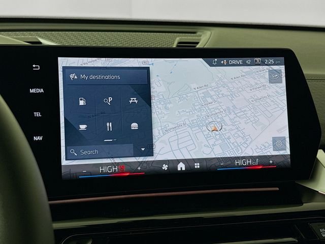 Used 2026 Beige BMW xDrive28i image 13