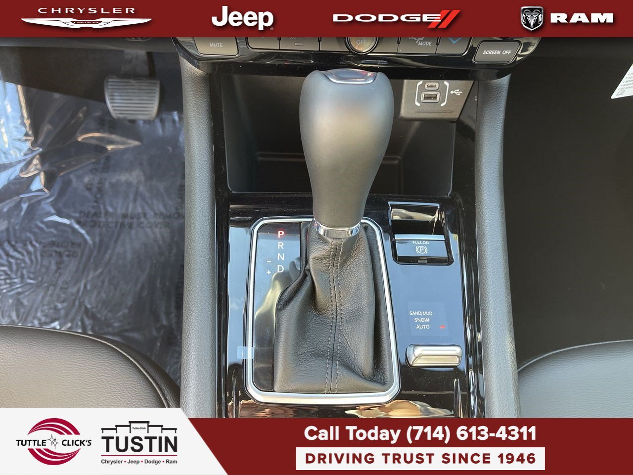 New 2026 Silver Zynith Metallic Clearcoat Jeep Latitude Altitude image 19
