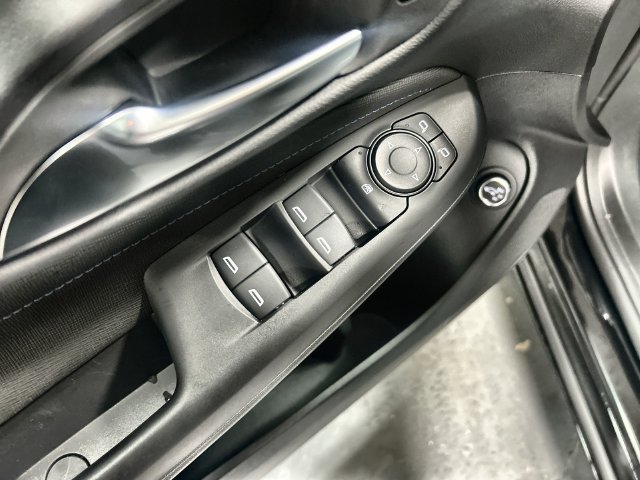 2026 Buick Envista Sport Touring - Photo 13