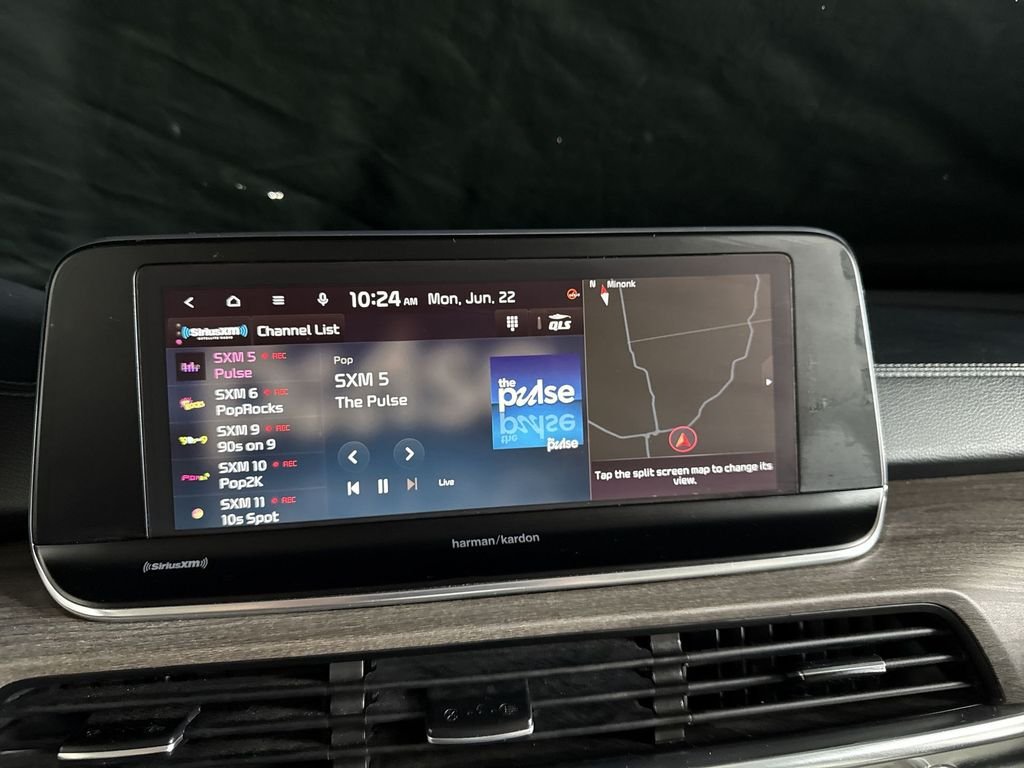 Used 2022 Grey Kia SX image 29