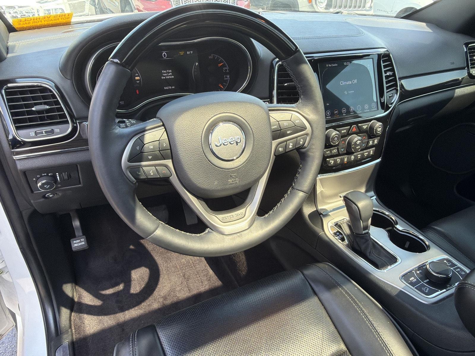 Used 2019 Ivory 3-Coat Jeep Overland image 7