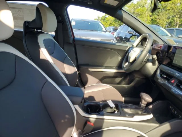 New 2025 Currant Red Kia GT-Line Turbo image 33