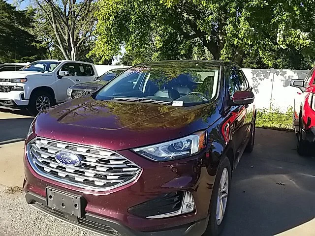 Used 2019 Red Ford SEL image 13
