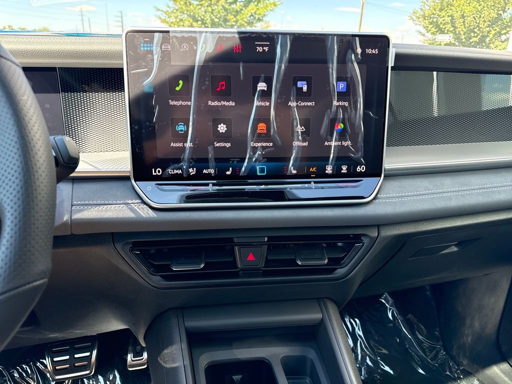 New 2026 Opal Volkswagen 2.0T SE R-Line Black image 13