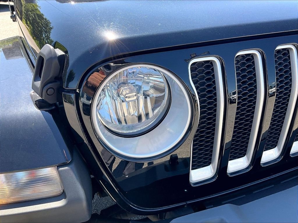 Used 2023 Black Clearcoat Jeep Sahara image 29