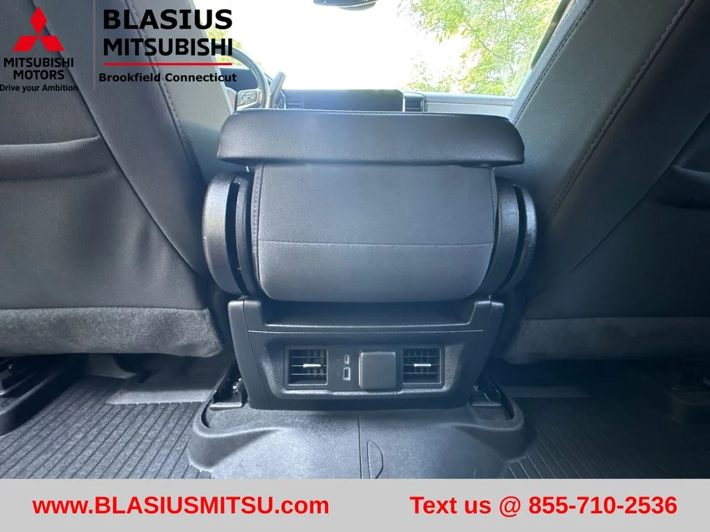 Used 2022 Red Chevrolet LT Trail Boss image 39