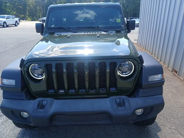 Used 2023 Green Jeep Sport image 8
