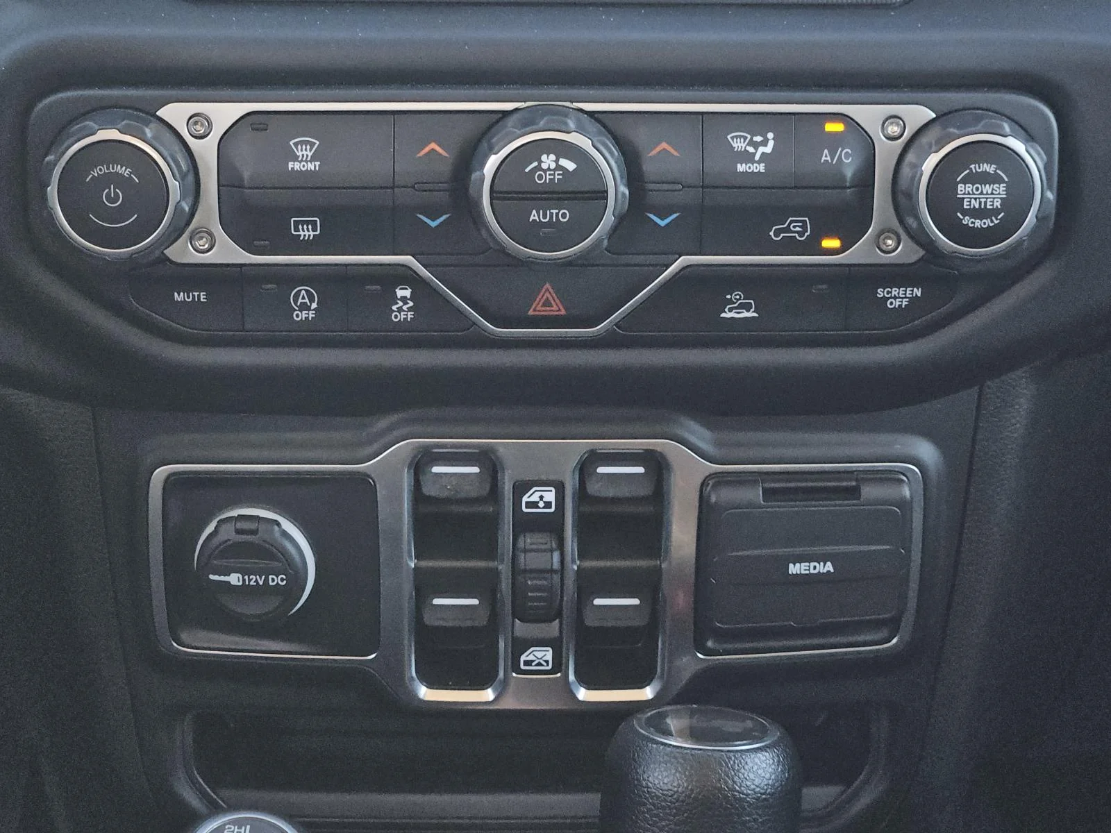 2023 Jeep Wrangler 4-Door High Tide - Photo 14