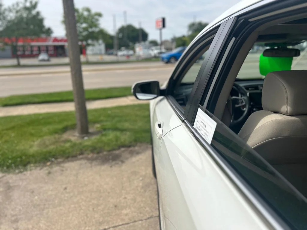 Used 2018 White Honda EX image 28