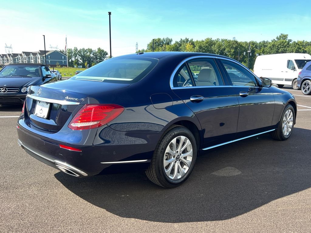 Used 2019  Mercedes-Benz E 300 image 8