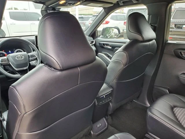 Certified Used 2025  Toyota XSE image 25