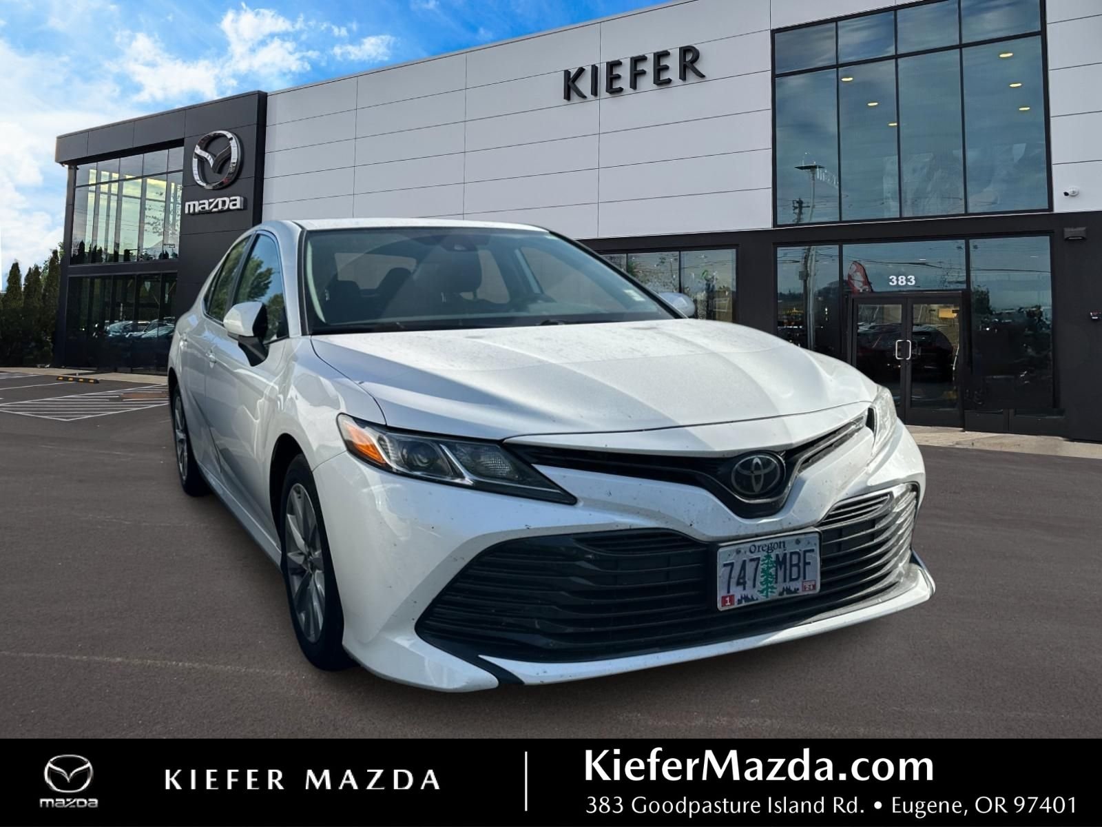 2020 Toyota Camry 2.5 Auto LE's photo