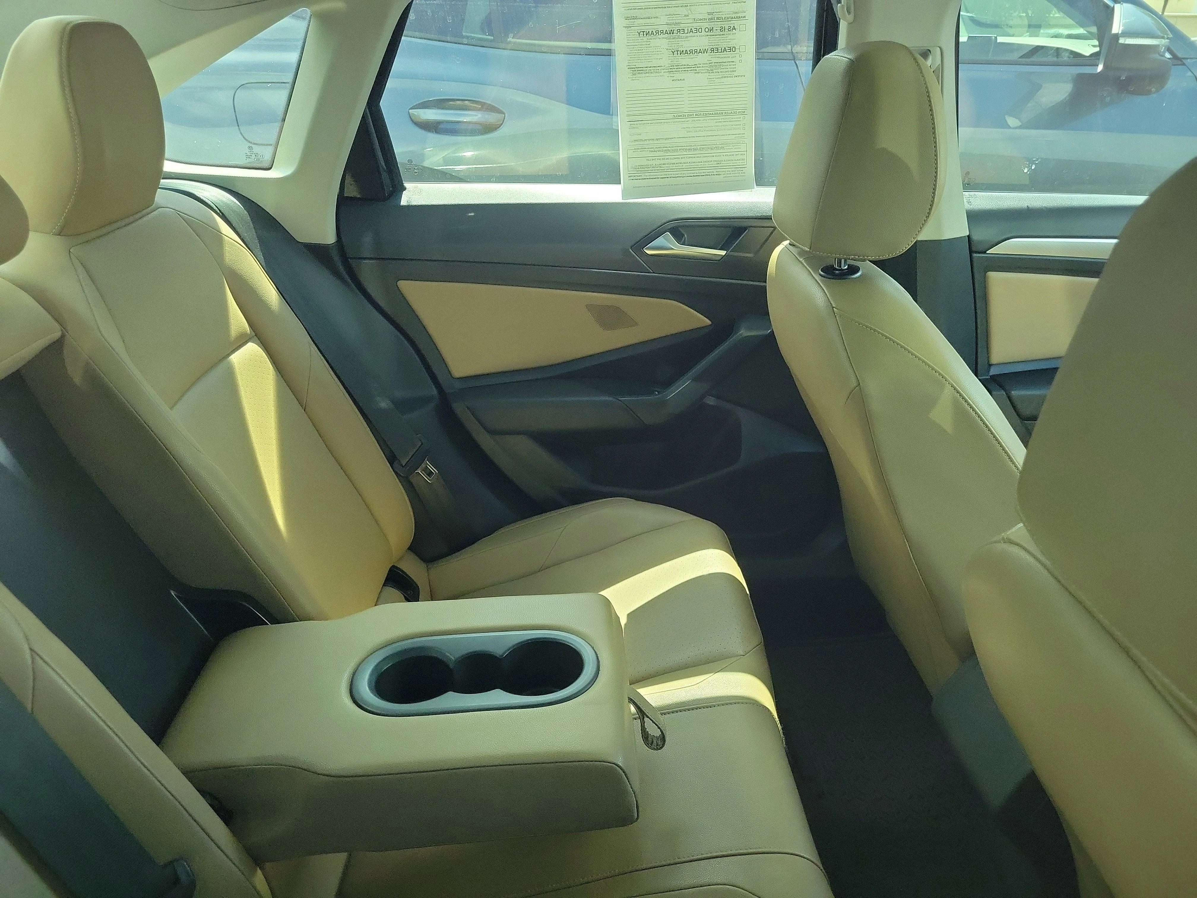 Used 2019 Black Volkswagen 1.4T SE image 4