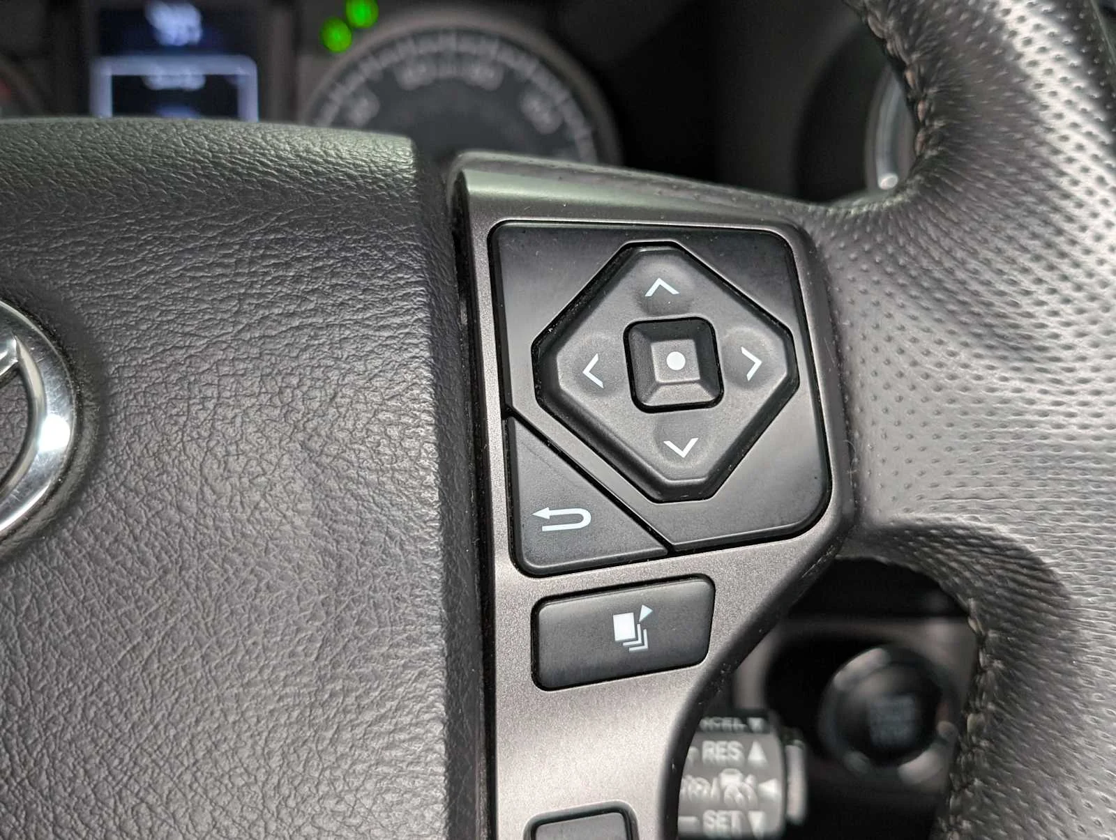 2021 Toyota Tacoma TRD Off Road - Photo 34
