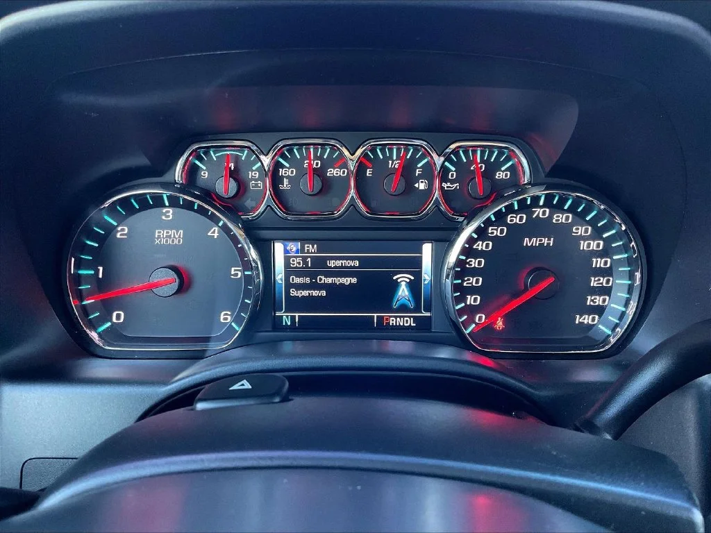 Used 2018 Blue Chevrolet LT image 12