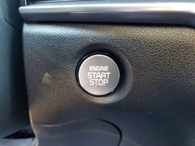 2025 Kia Sorento S - Photo 22