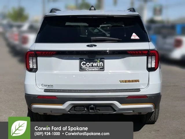 New 2026 Space White Metallic Ford Tremor image 15