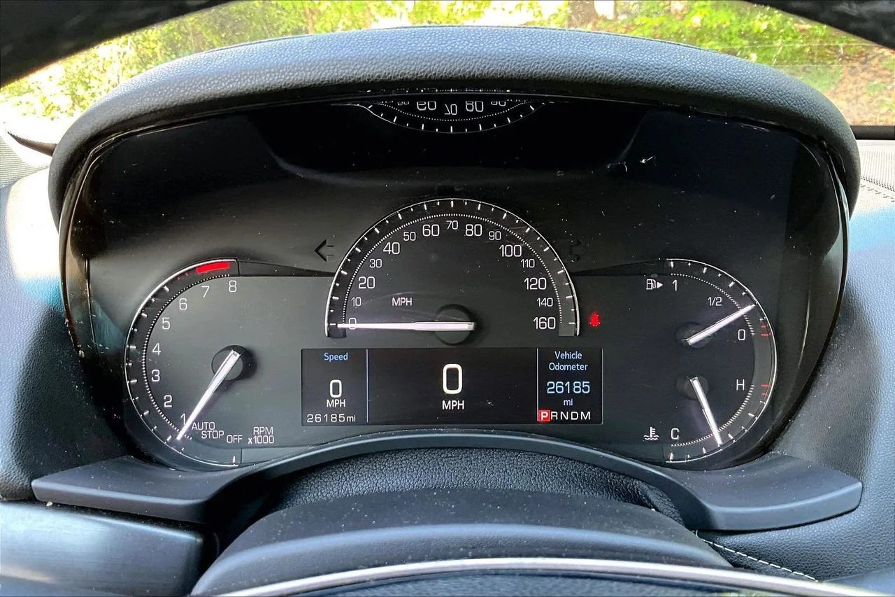 Used 2018 Gray Cadillac 2.0L Turbo image 10