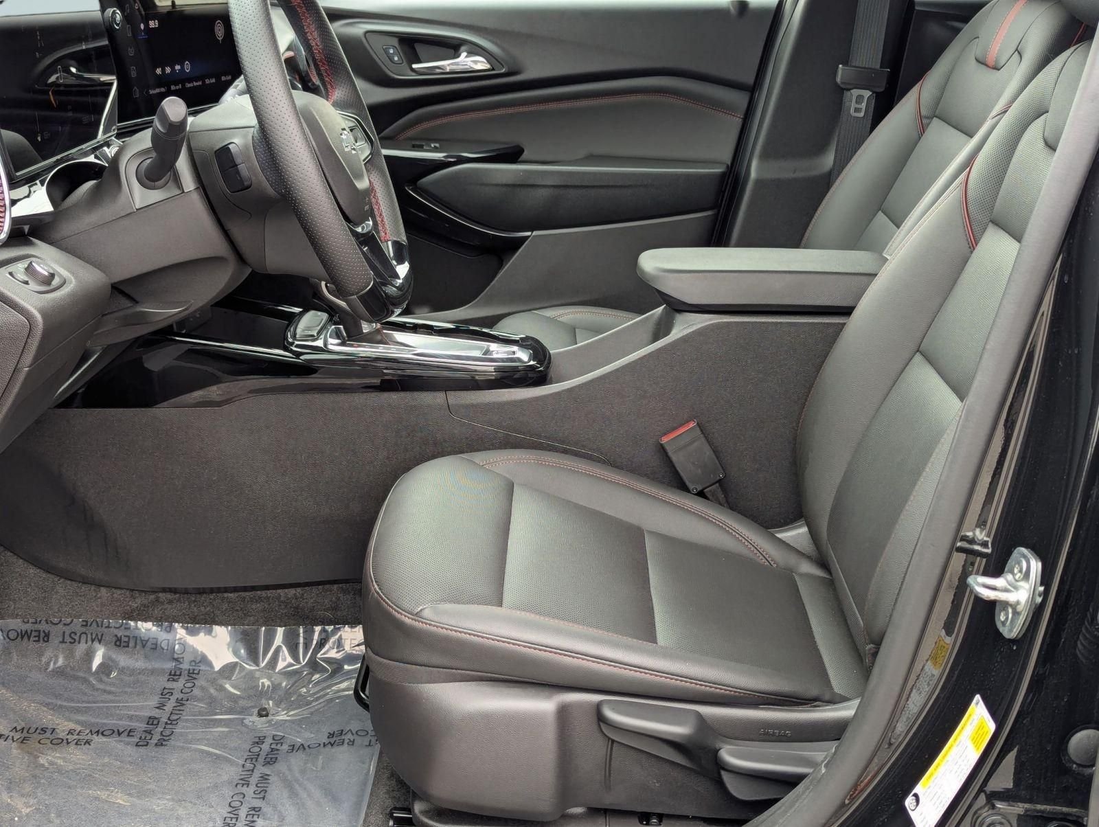 Used 2025 Black Chevrolet 2RS image 10