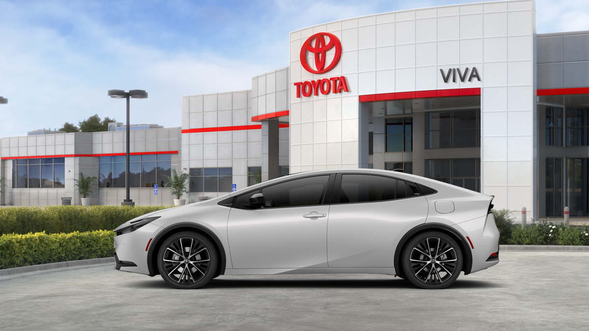 New 2026 Cutting Edge Toyota XLE image 4